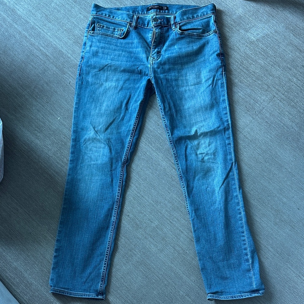 Like new Men's Blue Jeans